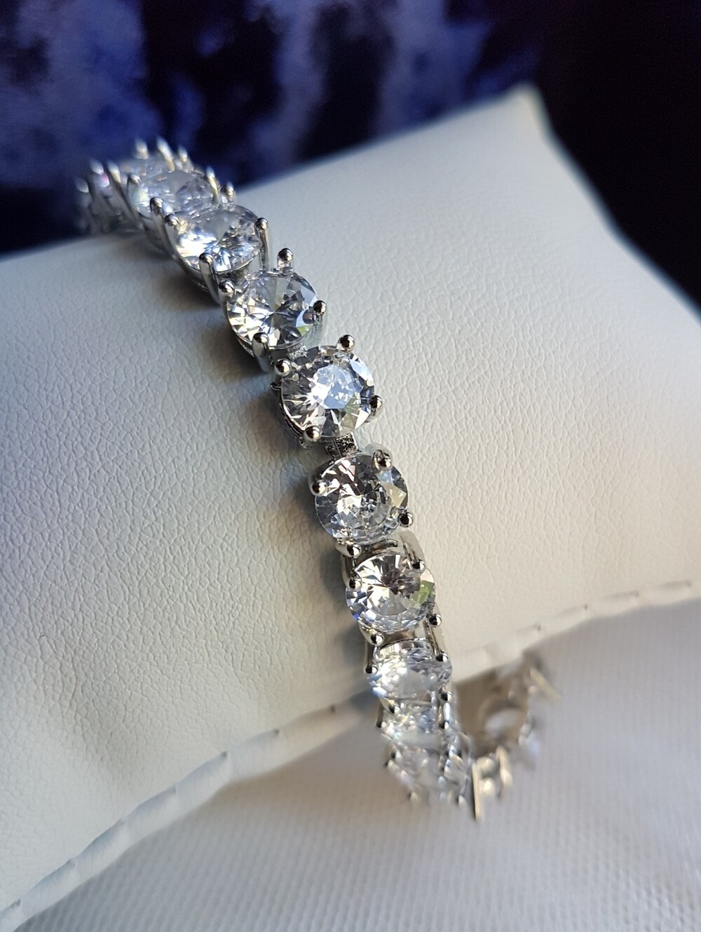 Swarovski Elements 925 Sterling Silver Large Round Tennis Bracelet NEW